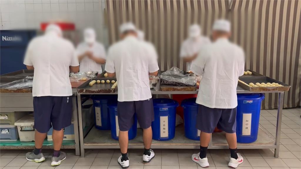 彰化蛋黃酥大戰起跑！　2老店宣布凍漲、「鐵窗牌」降價售