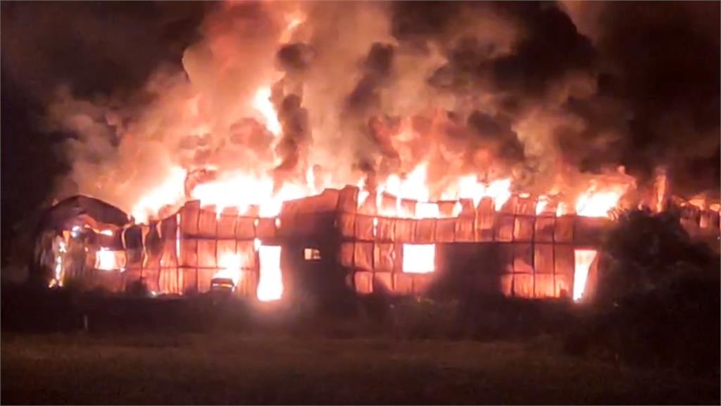 蘆竹鐵皮工廠大火 整個廠區陷入火海