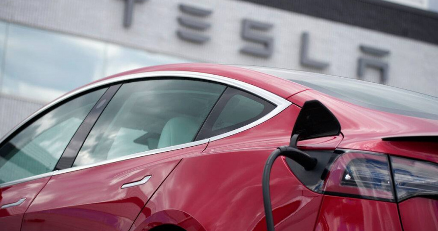 特斯拉車門打不開「美啟動調查」　隱藏式門把疑釀10年15死