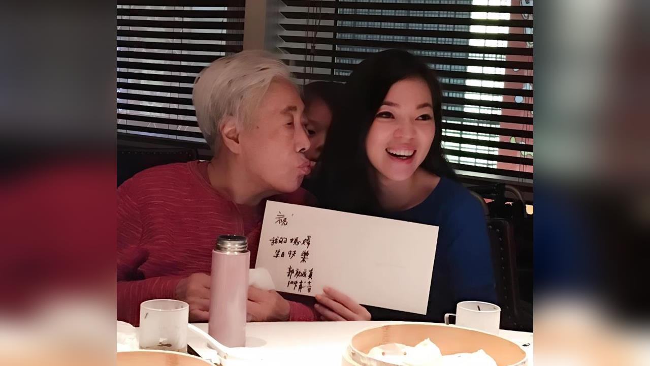 被指婆婆離世隔天慶生 曾馨瑩不忍了 凌晨發聲還原時間線