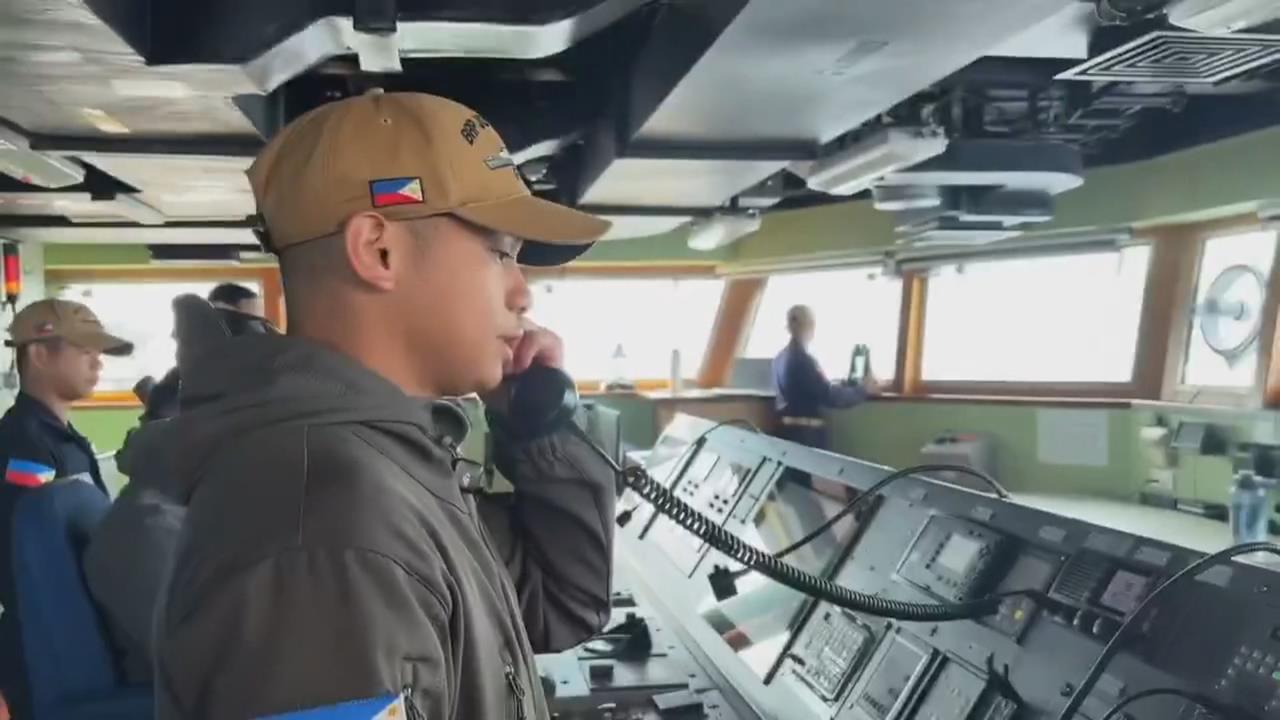 南海衝突再升溫！　中國海警喊「管制在黃岩島活動菲船」