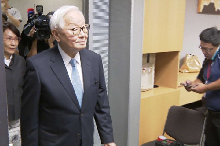 台積電市值破1800億美元 張忠謀的創業路