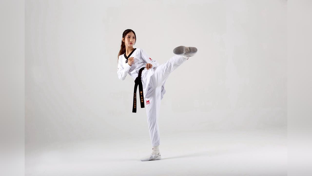 快新聞／國手黃映瑄踢腿照引性騷留言！發律師聲明　要求霸凌者公開道歉