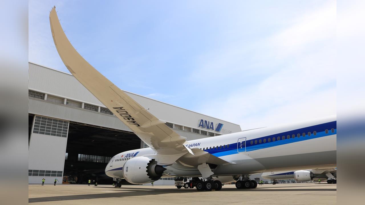 快新聞／全日空緊急迫降！引擎突發異常　北海道機場323人空中驚魂