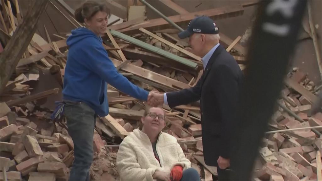 美國總統拜登赴肯塔基州勘災　承諾竭力支援重建