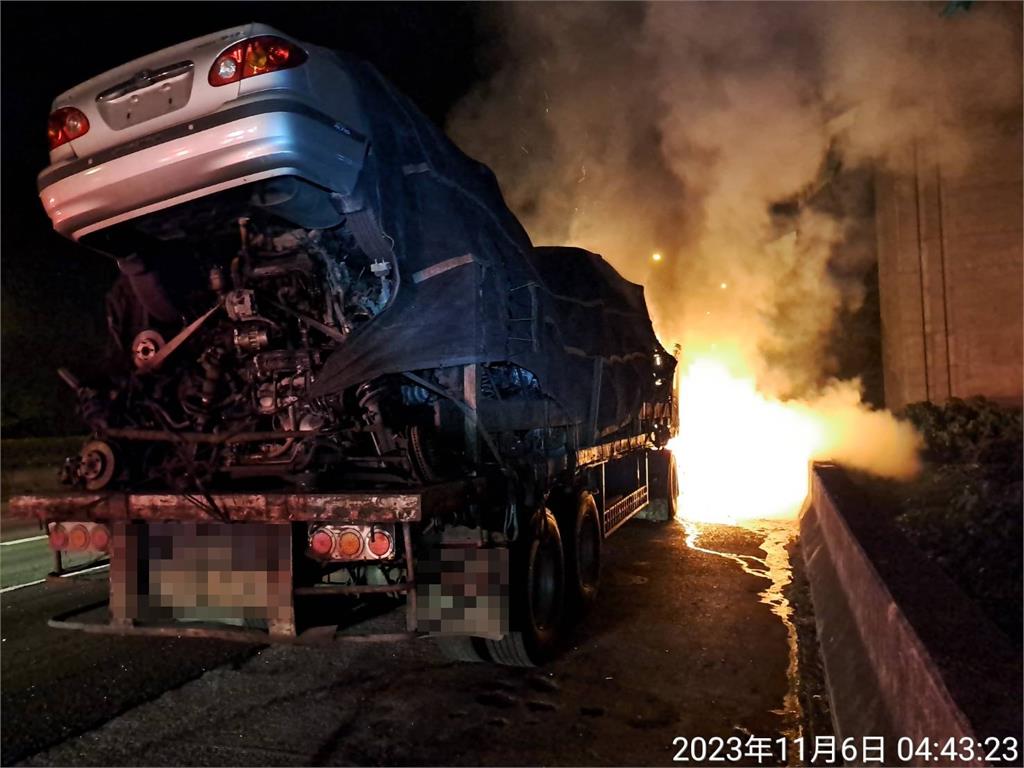 快新聞／國1南下林口段傳聯結車失火　駕駛察覺有異下車逃生