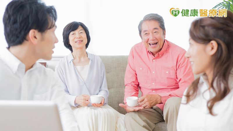 研究:七分之一人從未了解家族病史 心理師教你「這樣開口」揪出遺傳病風險!