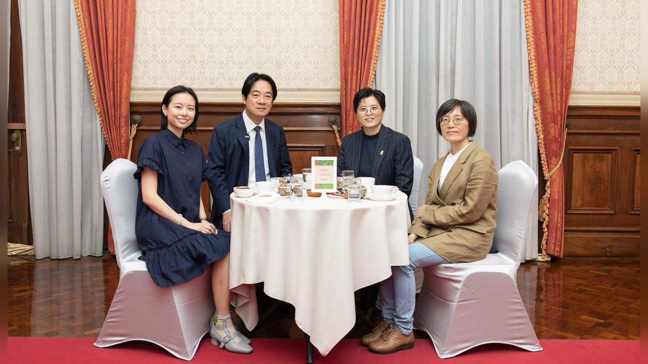 快新聞／《臺灣漫遊錄》獲國際布克獎　賴清德提辦交流會力挺台灣文學外譯「花開時節」