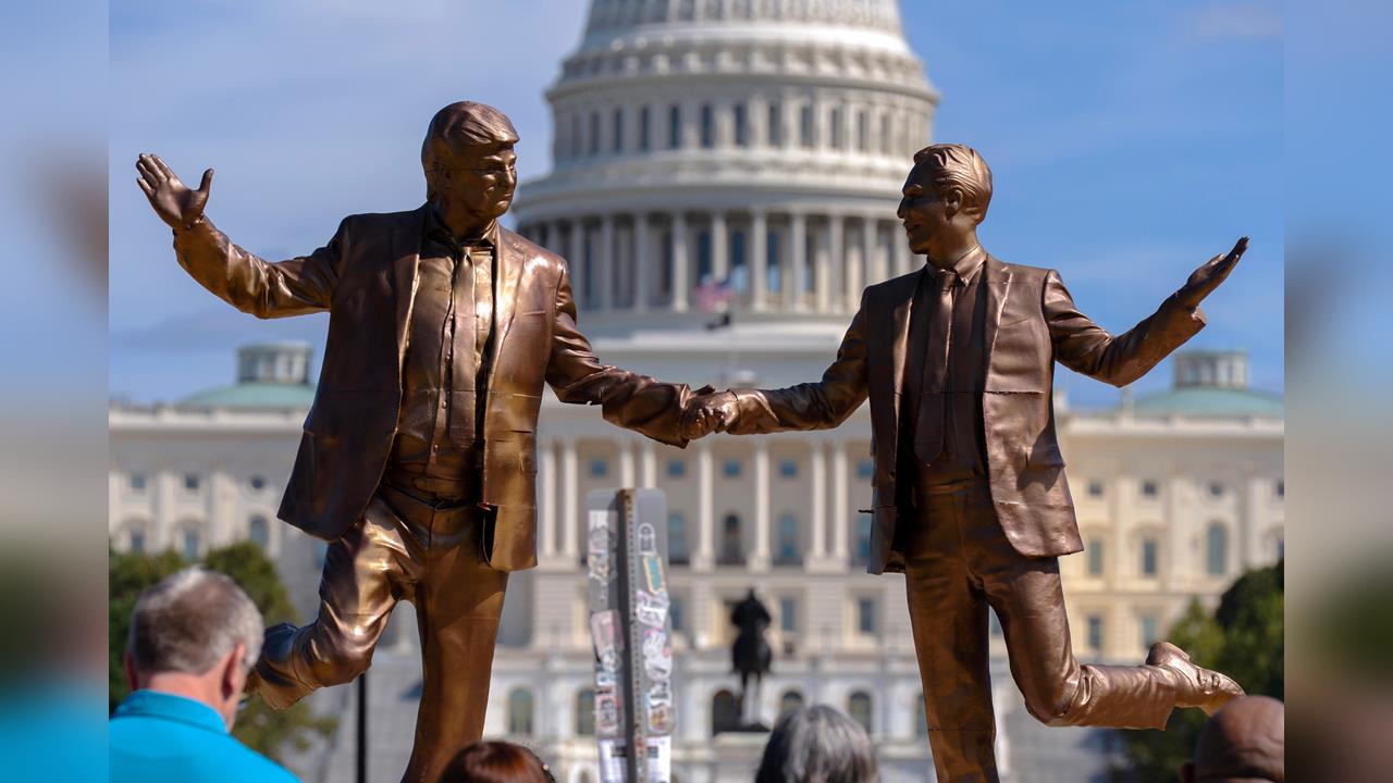 快新聞/驚天爆料!眾議院公布「愛潑斯坦」新電郵 川普再陷性醜聞風暴