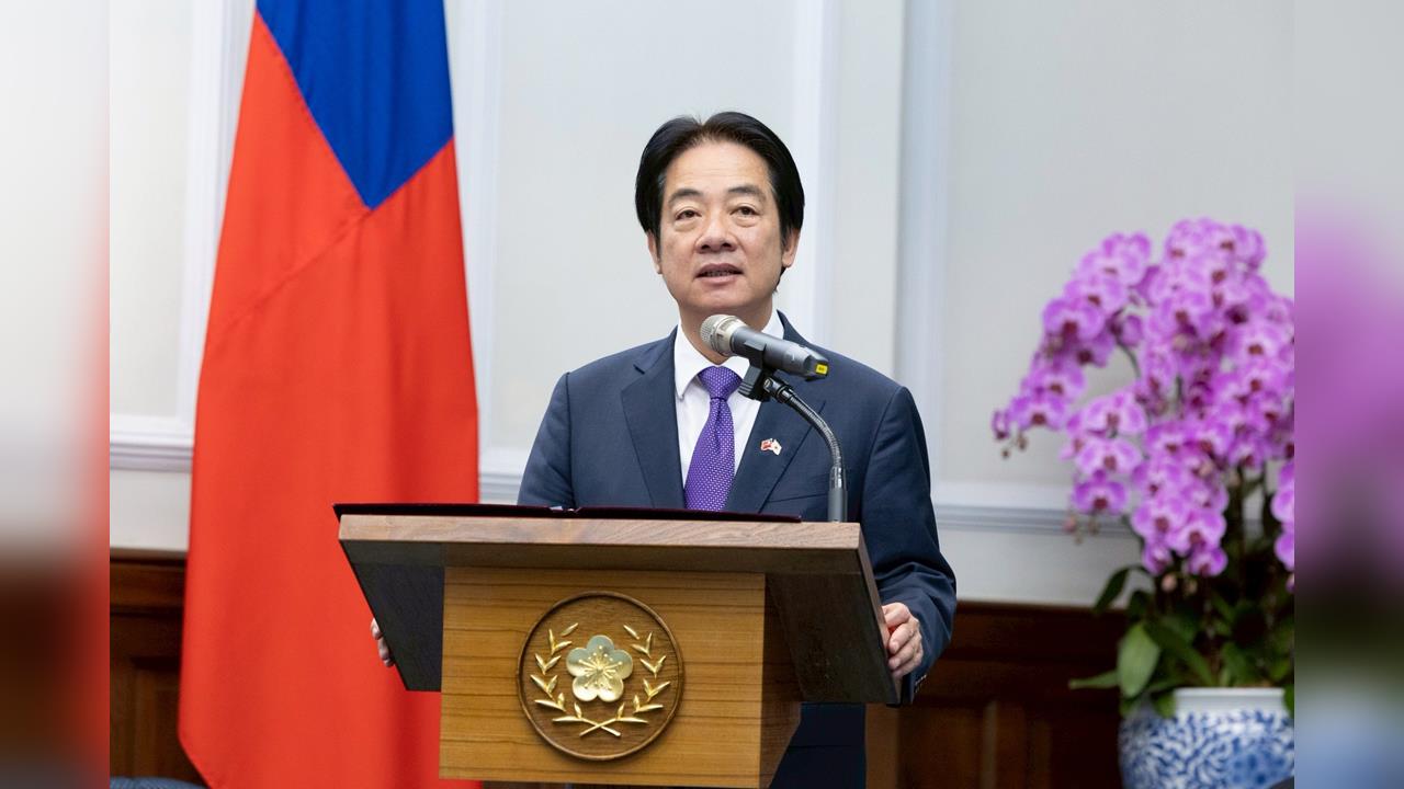 快新聞／怒斥藍白彈劾民選總統「令人費解」！賴清德嘆：他們擁抱習近平