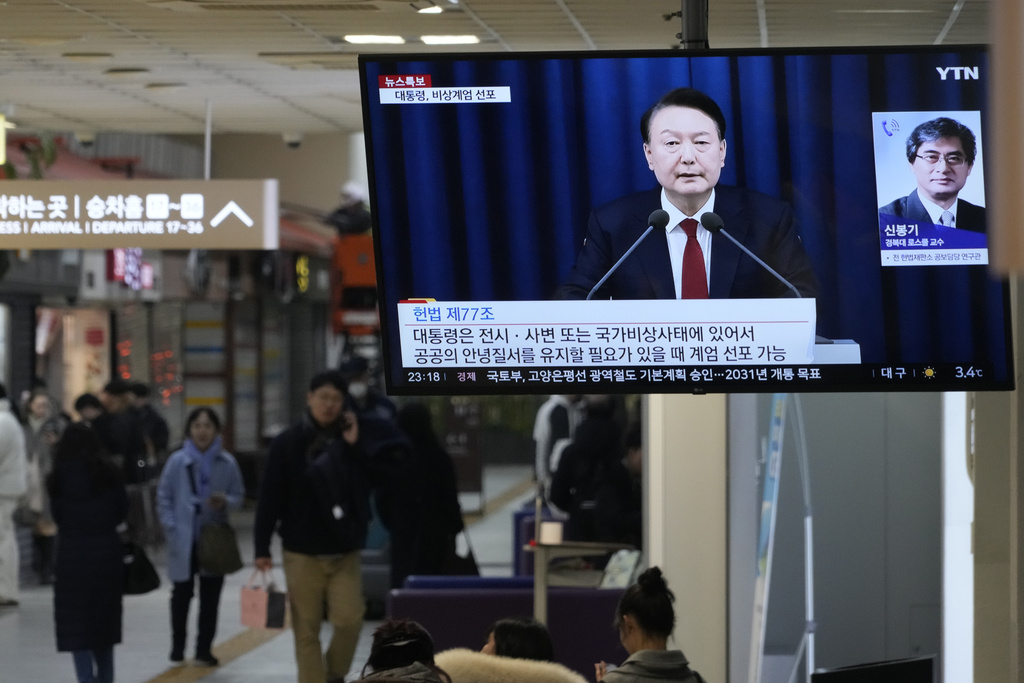 國會全體會議190:0通過解除戒嚴 議長：戒嚴令無效