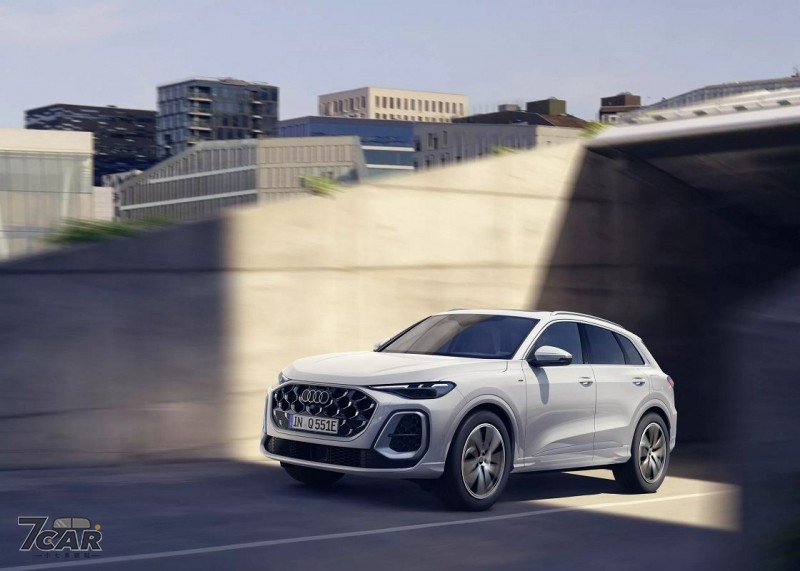 純電續航破百公里　全新 Audi Q5 e-hybrid 插電式混合動力車型登場