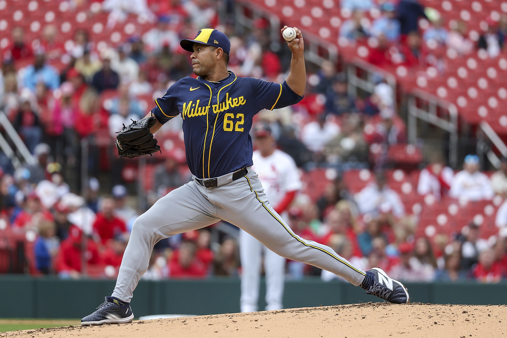 MLB(影)／釀酒人先發投Quintana開季4勝0敗　追平名人堂巨投的隊史紀錄