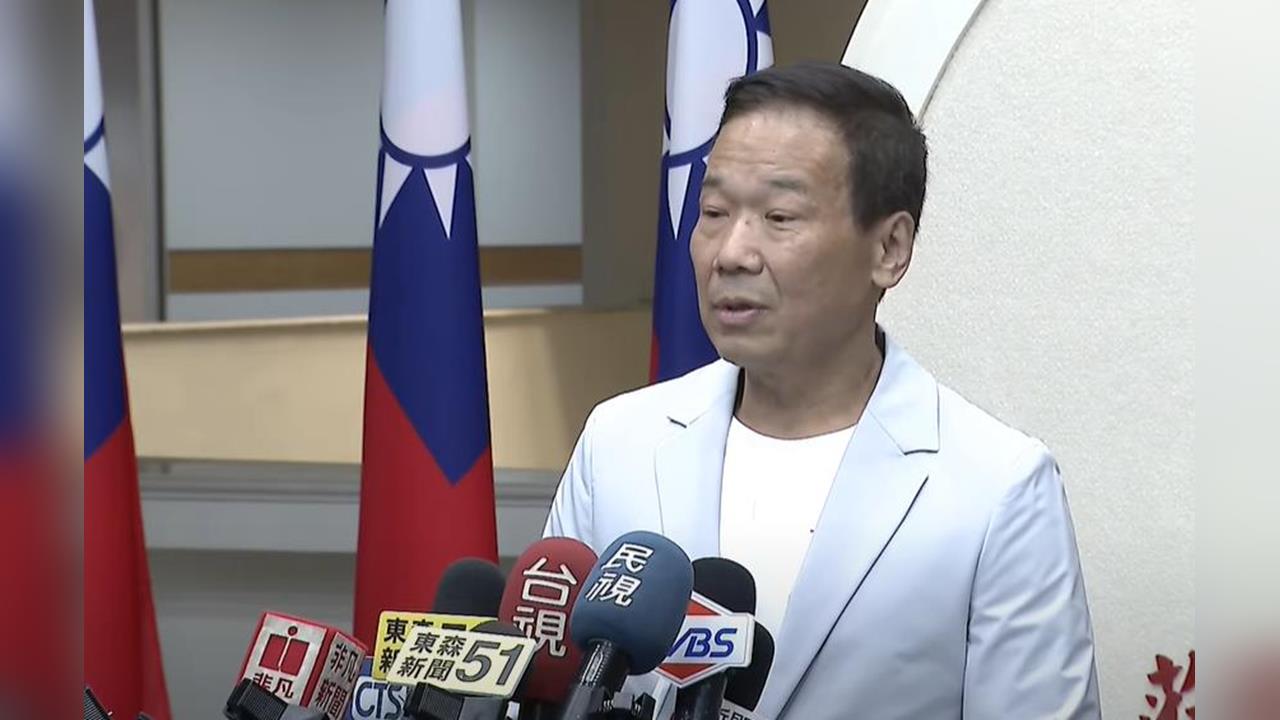 快新聞／鍾小平糗了！檢方認證「想妍妍」對話紀錄屬實　提告兩人均不起訴