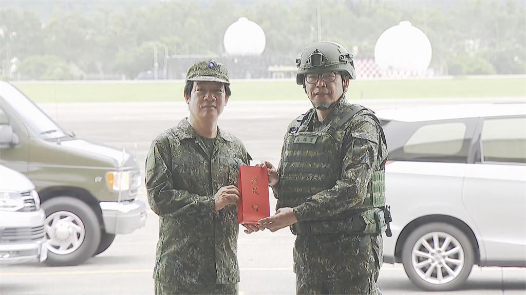 快新聞／凱米攪局戰機取消起飛　賴清德仍「穿軍服」視導花蓮空軍基地