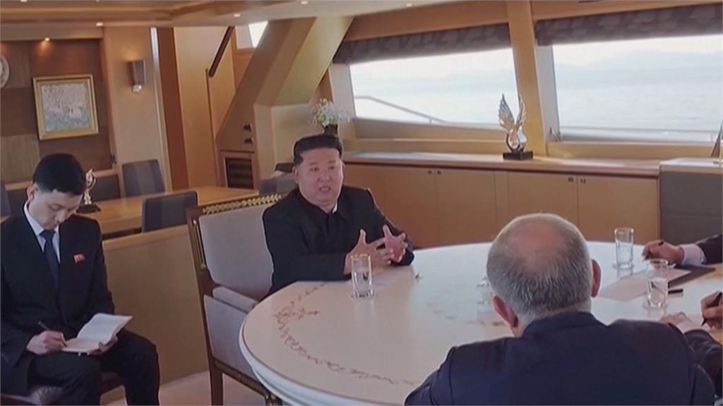 金正恩遊艇、豪車接見俄羅斯外長　進行戰略對話簽署聯合聲明