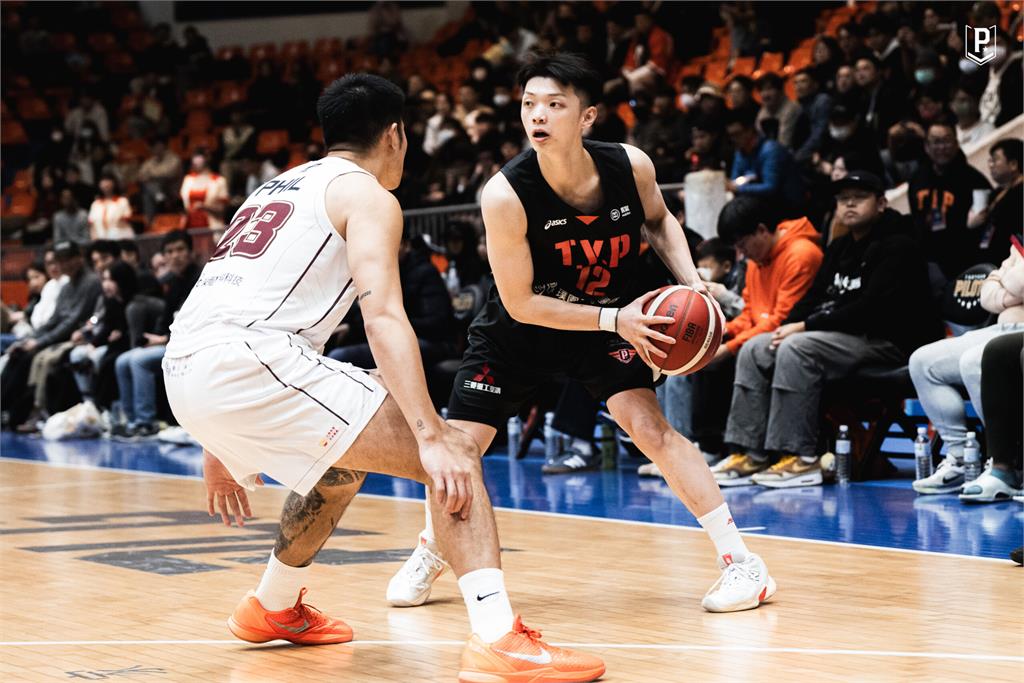 桃園璞園領航猿99：91捍衛主場 追平聯盟開季最長連勝紀錄