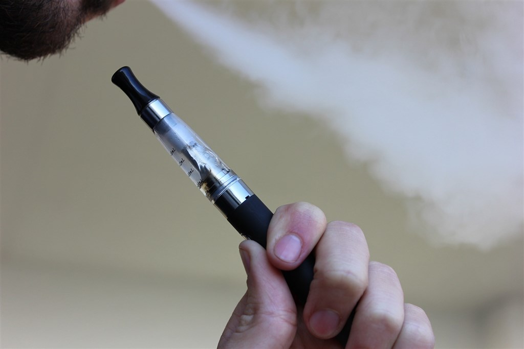 北市新興菸品自治條例 擬禁售電子菸納管加熱菸