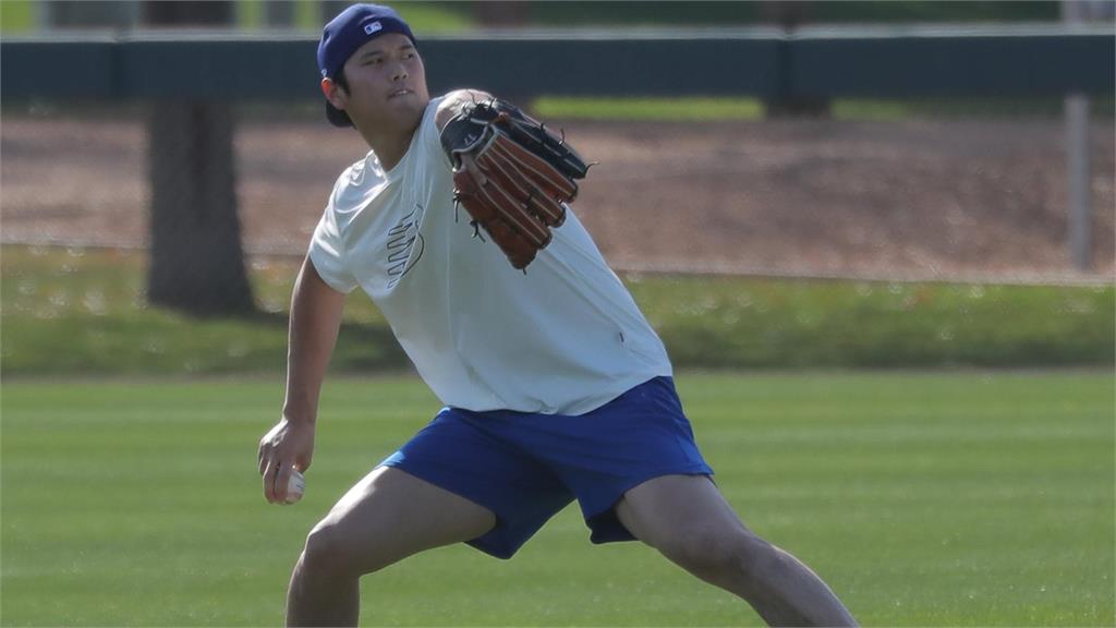 MLB(影)/力拚二刀流大復活!「投手大谷」自主訓練飆速146
