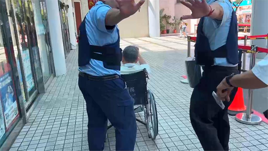 快新聞／沈慶京今早「坐輪椅」被戒護至亞東醫院就診　北所證實了