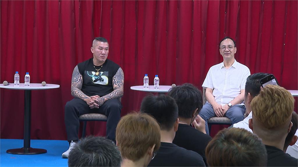 快新聞／受邀725上凱道！館長首入國民黨中央　合體朱立倫與青年座談