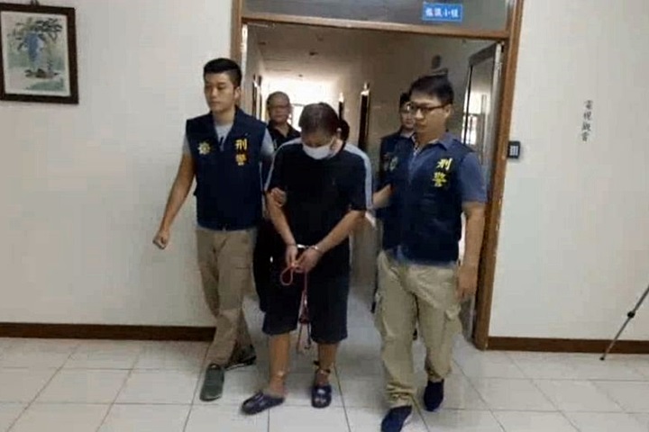 吞塞百顆海洛英毒球  人體運毒被逮