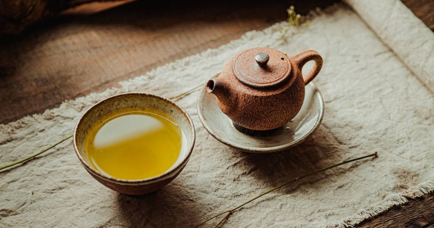喝茶一定養生？醫揭4大喝茶誤區　這時間別碰