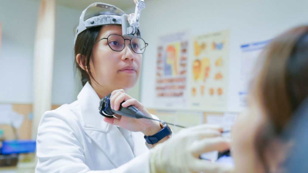 急性鼻竇炎引發眼睛腫！？鼻塞、分泌物靠「這招」解除病灶！