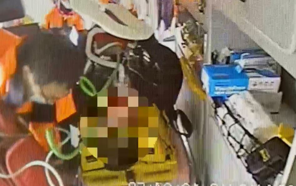 花蓮女載丈夫自撞喪命　新竹女騎士擦撞貨車噴飛