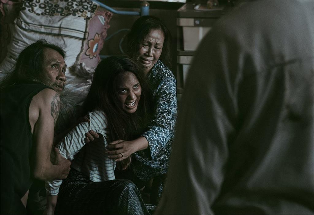 《薩滿》票房破泰國恐怖片在台影史新高紀錄　打敗《淒厲人妻》登頂冠軍！