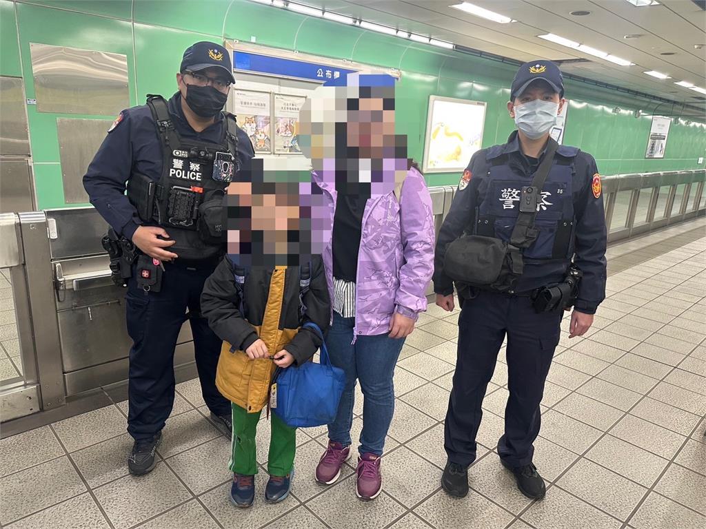 快新聞/粗心童搭捷運「睡過頭多坐16站」 母焦急如焚 捷警協獲母子團圓