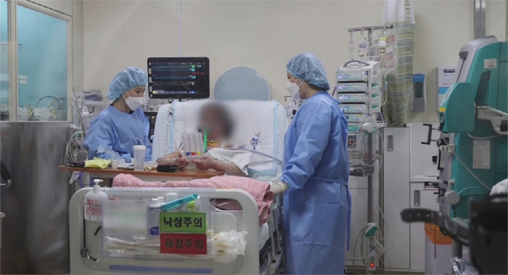 南韓50多歲染疫女性裝葉克膜逾百天 成功移植雙肺