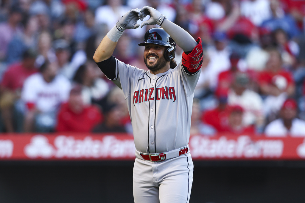 MLB(影)/洋基急需補強內野戰力!目標之一的響尾蛇31轟三壘強打這麼說