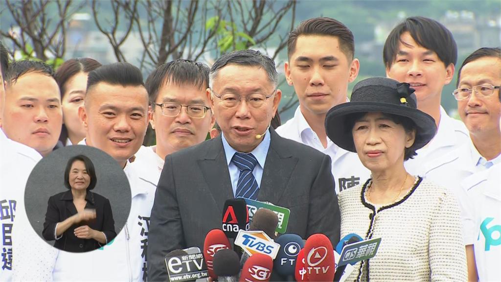 快新聞/柯文哲聲援遭性騷黨工 遭昔民眾黨「月曆女郎」打臉:你根本沒資格!