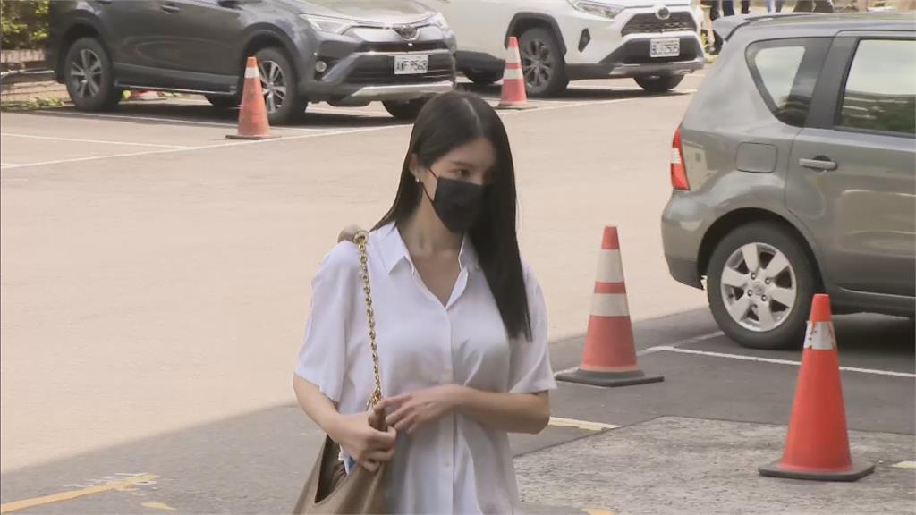 快新聞／王大陸女友為討債找黑道查個資被起訴　低調出庭拚無罪