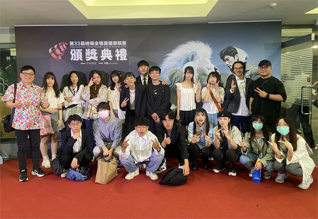 龍華科大師生角逐時報金犢獎　獲8項大獎肯定