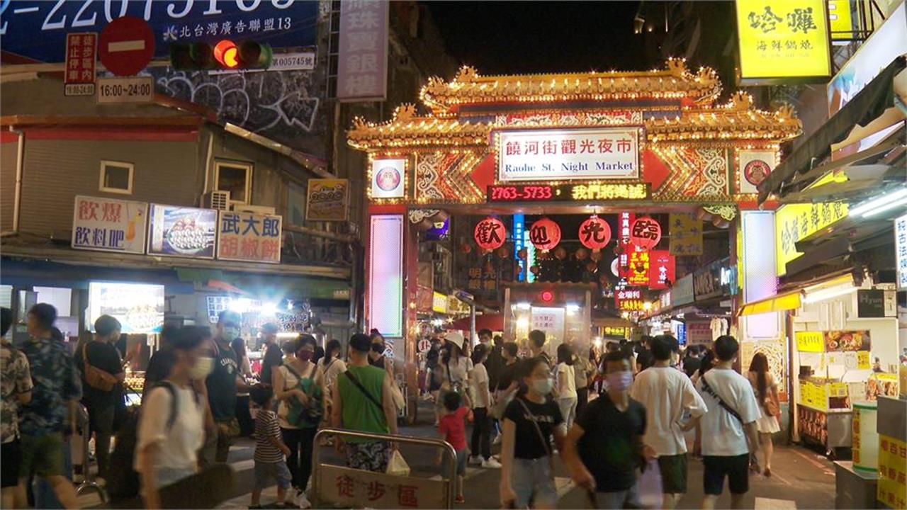 快新聞／真玻璃心？饒河夜市名店菜單「蓋1大咖簽名」遭出征　沈伯洋聲援了