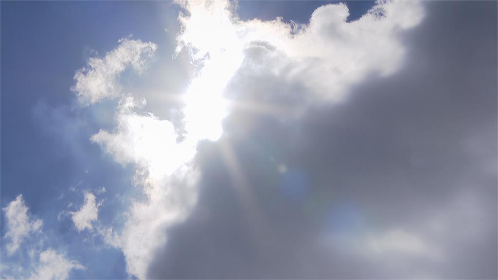 典型夏季型天氣報到！專家揭未來「新颱風誕生機率」台東留意焚風