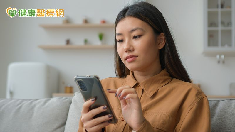 AI陪病時代1／患者帶AI建議進診間成趨勢　真實醫病互動為何仍不可取代？