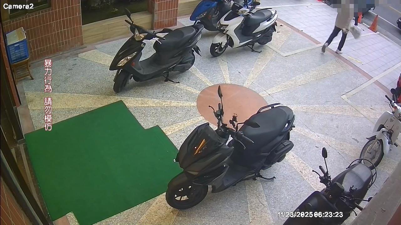 花蓮亂鬥！男不滿遭分手吃醋失控　拿馬克杯砸前女友新歡波及勸架友人