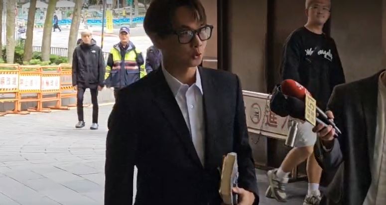 快新聞／賣KP小物！北檢傳白議員陳宥丞作證　20小草「自首」捐錢圖利