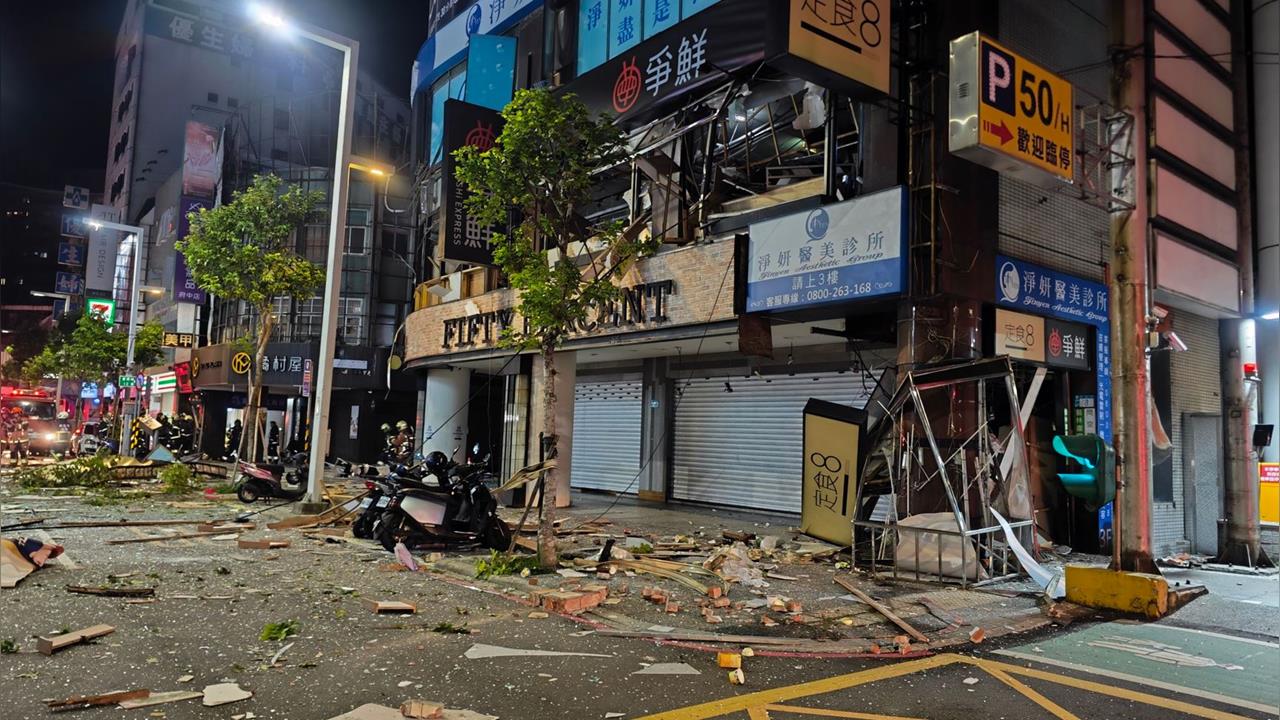 快新聞／業者發聲！「定食8」凌晨氣爆釀5傷　大樓主體結構已受影響