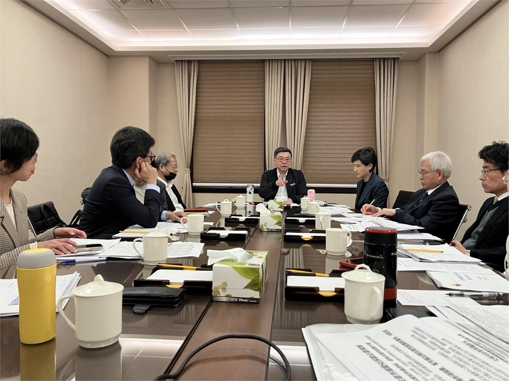 快新聞／卓榮泰聽取金融措施報告　知情人士曝：已有人員在美國加強力道交涉