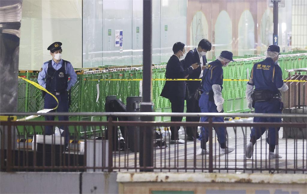 東京街頭驚傳槍擊！　50多歲男被射殺身亡、1嫌仍在逃