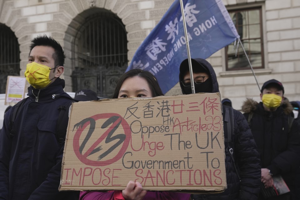 美宣布對香港官員實施「新簽證限制」　中國跳腳反對