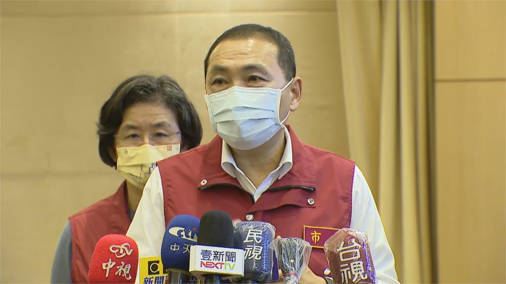 快新聞／防急診被塞爆　侯友宜籲︰無症狀快篩陽者到35處社區篩檢站採檢
