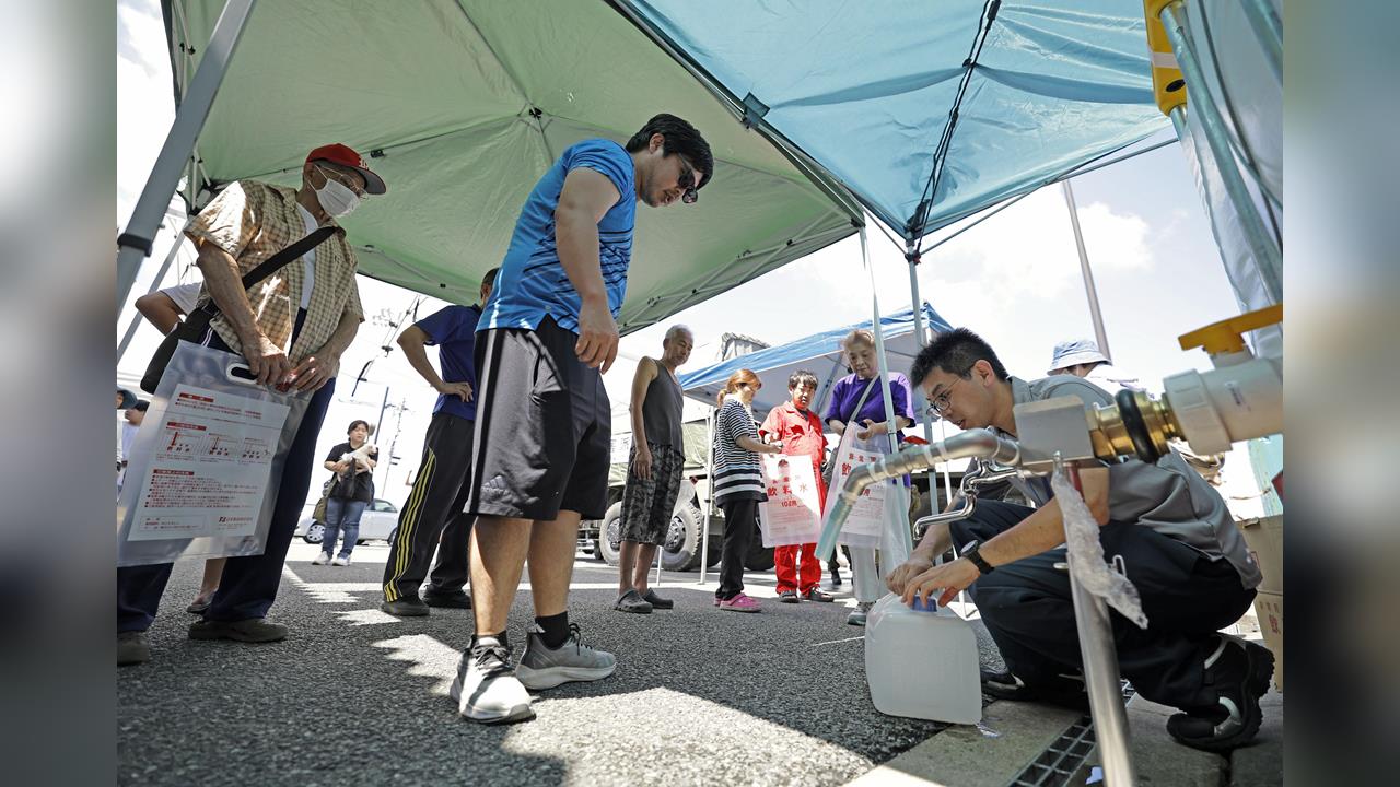 日本熊本震災已38死　台灣折疊床物資送達