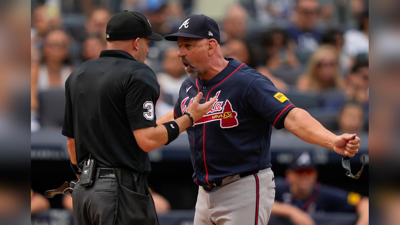 MLB(影)／勇士總教練為王牌槓上主審裁判遭驅逐！賽後稱這是糟糕的判決