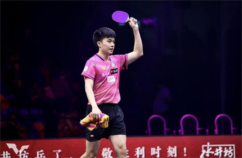 桌球／林昀儒二勝「香港一哥」黃鎮廷！助球隊挺進4強戰