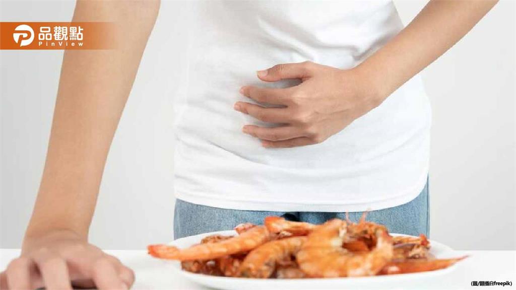 男吃東西狂嗆到！以為胃食道逆流 竟是肺癌3期